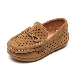 Sneakers Childrens British Style Boys Casual Shoes Childrens Hollow Shallow Mouth Loafers Pea Shoes Childrens Slide on Soft Boat Moccasin Q240506