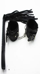 Newest Arrival 2 PcsSet Sex Product Leather Whip Sex FloggerLeather Handcuffs For Sex Hand Cuffs Bdsm Bondage Sex Toys For Coupl8824542