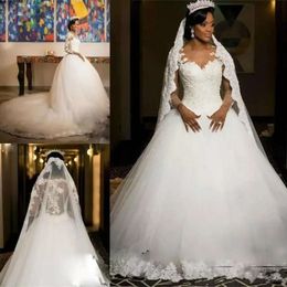 Kleider 2021 Brauthülsen Ball Langes Hochzeitskleid sexy Illusion Rückenschaufel Hals Gepflegtes Plus -Size -Castel Chapel Vestidos de Noiva