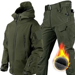 Gym Clothing Winter Waterproof Tactical Jackets Sets Men Outdoor Soft Shell Hiking Hunting Jacket Suit Fleece Cargo Pant Tracksuits
