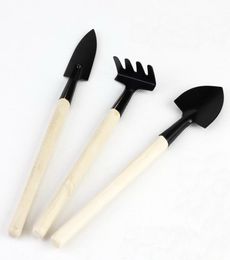 Mini Garden Tools RakeSpadeShovel Garden Decorations Miniatures Terrarium Figurines Tool 3pcsset1320372