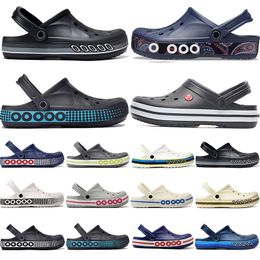 Designer Sandals Holes Sandale Foam Rubber Flat Heels Slides Mules crossing Cut Out Mens Womens Summer Beach Shoes Slippers Croos Sliders