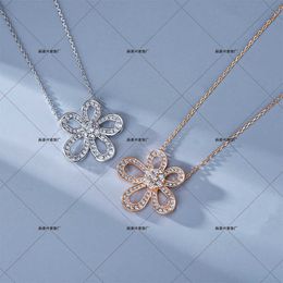 Brand originality Van Big Flower Necklace V Gold Hollow Sunflower Micro Inlaid with Diamond Collar Chain Jewellery