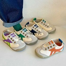 Sneakers Childrens Canvas Schuhe Mädchen Sport 2024 Frühlings- und Herbst Neues Baby Indoor Kindergarten Jungen Morales Training H240507
