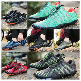 New top luxury Designer black Outdoor Creek Tracing Thickened Water Couple Anti slip Mountaineering Lightweight Driving Riding Hiking Fishing Shoes