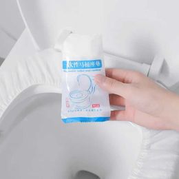 Toilet Seat Covers 10-50PCS Disposable Toilet Seat Cover Portable Travel Camping Hotel Bathroom Non-woven Fabric Toilet Mat Seat Cover Accessories