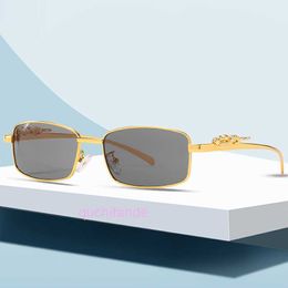 العلامة التجارية الكلاسيكية Retro Crattire Sunglasses جديدة من الأساسيو ليوبارد الرأس والنساء مربع صغير مربع نظارات الإطار الكامل الاتجاه