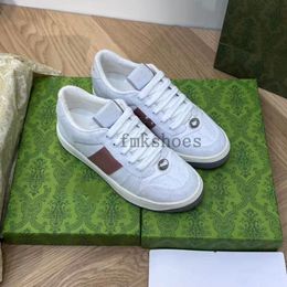 Sneaker screener designer tennnis sneaker sporco angosciata moca