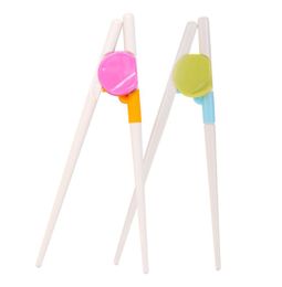 1Pair Cartoon Children Chopsticks Kids Baby Learning Helper Training Chopsticks Hand Home Children039s Products Kitchen Tools H5170209