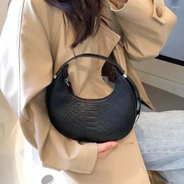 Carpets 2024 High Quality Leather Crescent Bags For Women Brand Armpit Bag Luxury Purses And Handbags Designer Clutch Shoulder