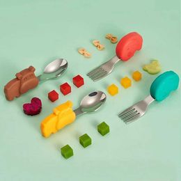 Cups Dishes Utensils 2 silicone spoons and forks used for baby cutlery set cute animal shaped food aid for children learning to eat and training baby cutleryL2405