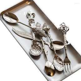 Dinnerware Sets European-style Court TablewareRoyal Style Metal Carved Fruit Fork Vintage Coffee Spoon Dessert Table Decorative