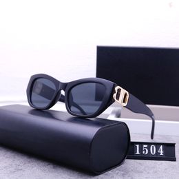 luxury designer sunglasses Man Outdoor Travel glasses classic Women letter sun glasses fashions Frame Design UV400 Beach Goggles with LOGO box Very nice gift.