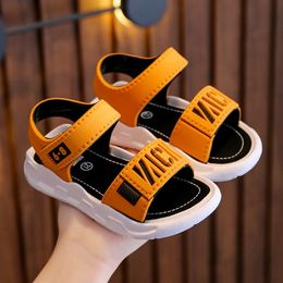 Childrens Sandals Summer Beach Shoes Soft Sole Anti slip Middle and Big Children Baby Boys Casual Student Shoes Boys Sandals 240506