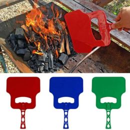 Lighters Plastic Heat Resistant Manual Barbecue Hand Fan, Handheld Grill Fan, Hand Crank Blower for Outdoor Camping BBQ Grill Tool
