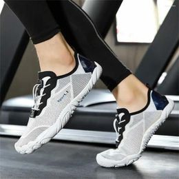 Casual Shoes 35-43 Large Size 2024 For Men Retro Sneakers Sport Top Sale Unique Trnis Minimalist