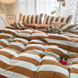 Bedding sets New Korean Style Bedding Set Kids Adults Twin Full Queen Size Bed Flat Sheet Duvet Cover Pillowcases Coffee Stripe Bed Linen J240507