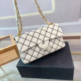 Chanei Popular Fashion Item Design Women's Classic Borse da catena Importata Hardware Diamond Flip Pannello Bag Super Versatile One Shoul