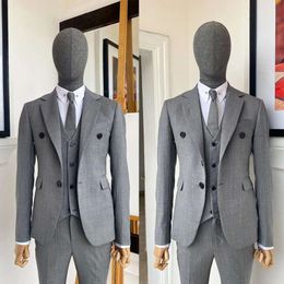 정장 웨딩 턱시도 회색 3 개 남성 현대 공식 슬림 핏 슈트 재킷 2 버튼 맞춤형 노치 가죽 포켓 신랑 조끼 바지