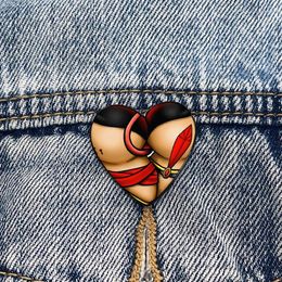 Brooches Sexy BuPrinted Custom Heart Shaped Pin Funny Vintage Shirt Lapel Teacher Bag Cute Badge Cartoon Pins For Women