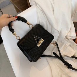 Bag Fashion Women's 2024 Style Autum Messenger Shoulder Brand Designer Chain Crocodile Shopping