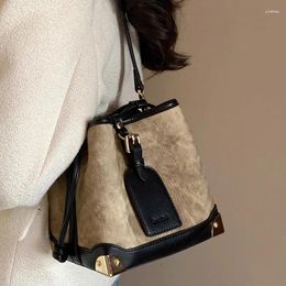 Totes Oil Painting Exhibition Hall Bucket Bag Female 2024 Advanced Sense Of Foreign Atmosphere Single Shoulder Crossbody