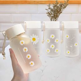 Cups Dishes Utensils Little Daisy Transparent Plastic Water Cup with Rope Girl Kawaii Beverage Bottle Summer Frosted Water Cup Juice CupL2405