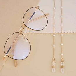 Eyeglasses chains Fashion Glasses Chain for Women Boho Pearl Beaded Mask Chain Heart Charm Sunglass Lanyard Holder Neck Cord Eyewear Jewelry Gift