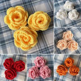 Decorative Flowers 1PC Hand Knitted Rose Flower Head Crochet Fake Leaves Clothes Bag Hat Decoration Valentine's Day Gift Wedding Home Table