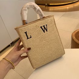 Straw Tote Bag Summer Beach Designer Bag Large Capacity Knitting Letter Bag Two Colours Fashion Clutch Bag Shopping Crossbody Bag