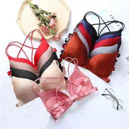 Bras Padded Bra Wireless Bra Comfortable Padded Push Up Bra with adjustable spaghetti straps suitable for women cordless and soft suitable for breastsL2405