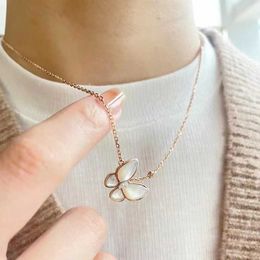 Fashion Van High Version Butterfly Fritillaria Necklace V Gold Clover able and Collar Chain Network Red Same Style With logo