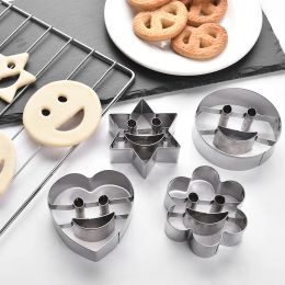 Moulds 1/4pcsStar Smile Heart Flower Shape Cookie Cutter Biscuit Mould Baking Set Smile Stainless Steel Bakeware fruit cutter Tools