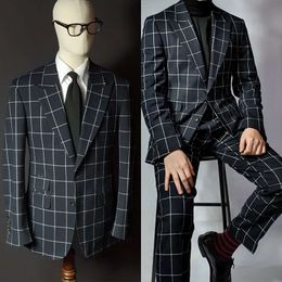 Due pezzi si adattano all'ultimo cappotto di lana per matrimoni e pantaloni smolciali sciapelli lavano sottile vestito da ballo formale da ballo personalizzato