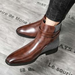 Homens de couro masculino no tornozelo e marrom botas formais de moda de moda na Itália, mais tamanho 39-48