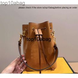 fendig bags f bag Bucket Bag THE TOTE BAG pochette Womens Men Shopping Drawstring Bags travel handbags beach Cool marcie basket Crossbody clutch hobo lady fe