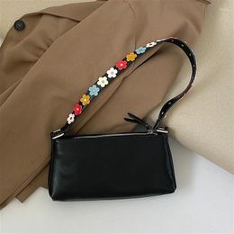 Shoulder Bags Girls Cute Flower Strap Bag Fashion PU Leather Women Underarm Vintage Design Ladies Purse Handbags Phone Pouch