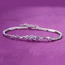 Bangle A genuine S925 sterling silver angel heart bracelet suitable for girls ladies weddings birthday gifts Q240506
