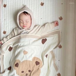 Blankets Knitted Cotton Baby Blanket Fashion Bear Print Born Swaddle Wrap Toddler Boys Girls Footmuff Sleeping Bag Quilt Bedding