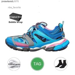 Track 3 LED Shoe 3.0 Track 3 Casual Shoes Mens Womens Sneakers Triple s Black Pink Tracks Led Runners Leather Walking Designer Sneakers Train