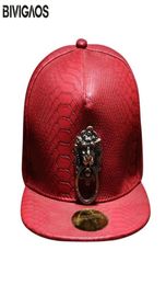 New Metal Sculpture Lion Head Snapback Hats Snakeskin Leather Hip Hop Cap Punk Style Baseball Caps For Men Women Black Red 2010231725290