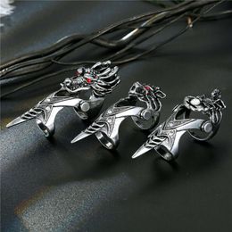 Jewelry domineering dragon head, eight types of joints, flexible ring, fashionable skull ring