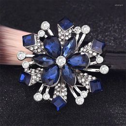 Brooches Shining Flower Rhinestone For Women Unisex Crystal Party Office Daily Clothing Dress Accesories Jewellery Gifts