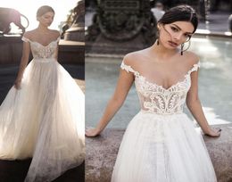 Gali Karten 2018 Sexy Wedding Dresses Sheer Backless Bohemian Off The Shoulder Lace Zipper Back Appliqued Wedding Gowns8607571