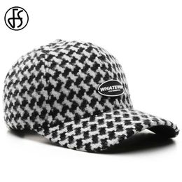 Ball Caps FS Black White Plaid Baseball Cap For Men Fashion Hip Hop Caps Luxury Brand Women Hat Summer Outdoor Sports Golf Hats Gorras Y240507