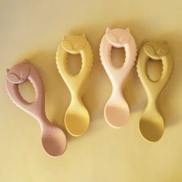 Cups Dishes Utensils New baby soft silicone spoon cartoon animal spoon childrens food baby feeding tool baby spoon small toolL2405