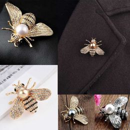 Pins Brooches Insect Series Brooch Exquisite Bee Broches Crystal Water Diamond Pin Jewelry WX