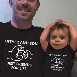 Family Matching Outfits Father and son best friends for life print T-shirt Family Matching Family Look daddy Son Clothes Dad and Me Baby Tshirt Clothes d240507