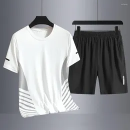 Men's Tracksuits Breathable Athletic Wear Summer Sport Outfit O-neck Short Sleeve T-shirt Wide Leg Shorts Set For Basketball Quick Drying