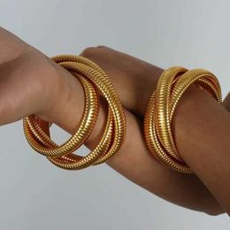 Bangle 18K statement twisted Tricolour bracelet women Jewellery designer T show runway dress rare INS Japan Korea trend Q240506